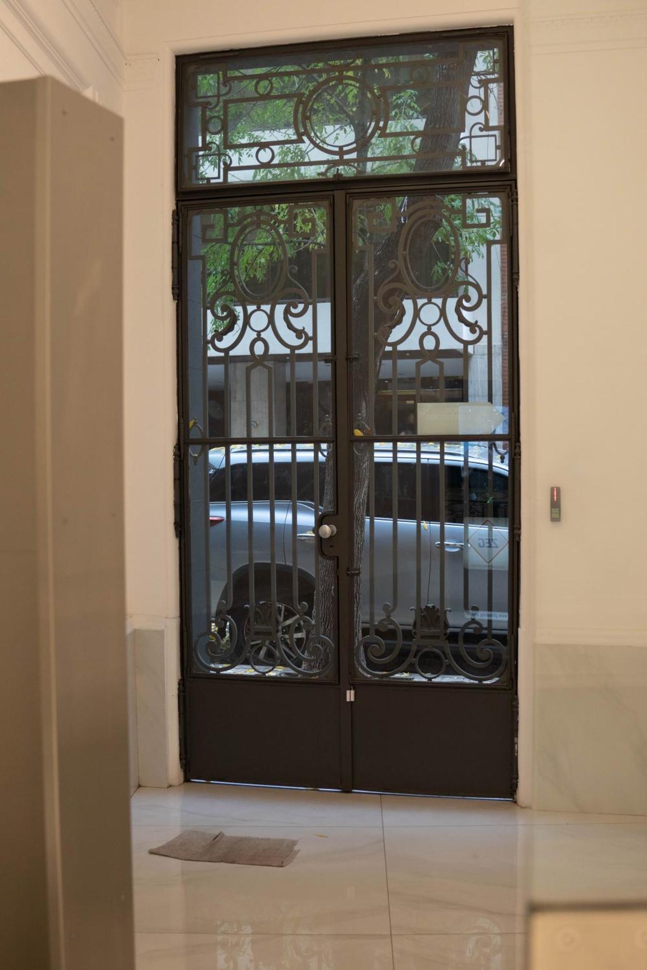 Vizion Juncal- Encanto Frances En El Corazon De Recoleta Buenos Aires Buitenkant foto